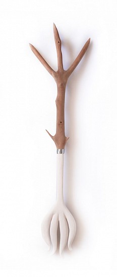 BARBARA WILDENBOER, SYNCRETIC ARTEFACTS & CRAFTED IDIOSYNCRASIES II
2025, OLIVE, YELLOWWOOD, PORCELAIN & THREAD