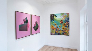 27 MEN06572